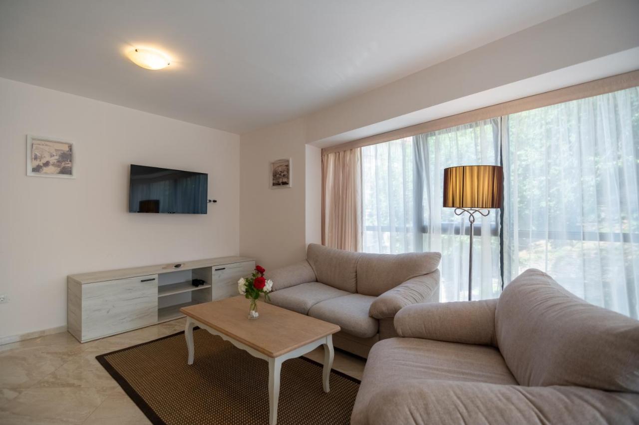 Antik Apartments Balchik Luaran gambar