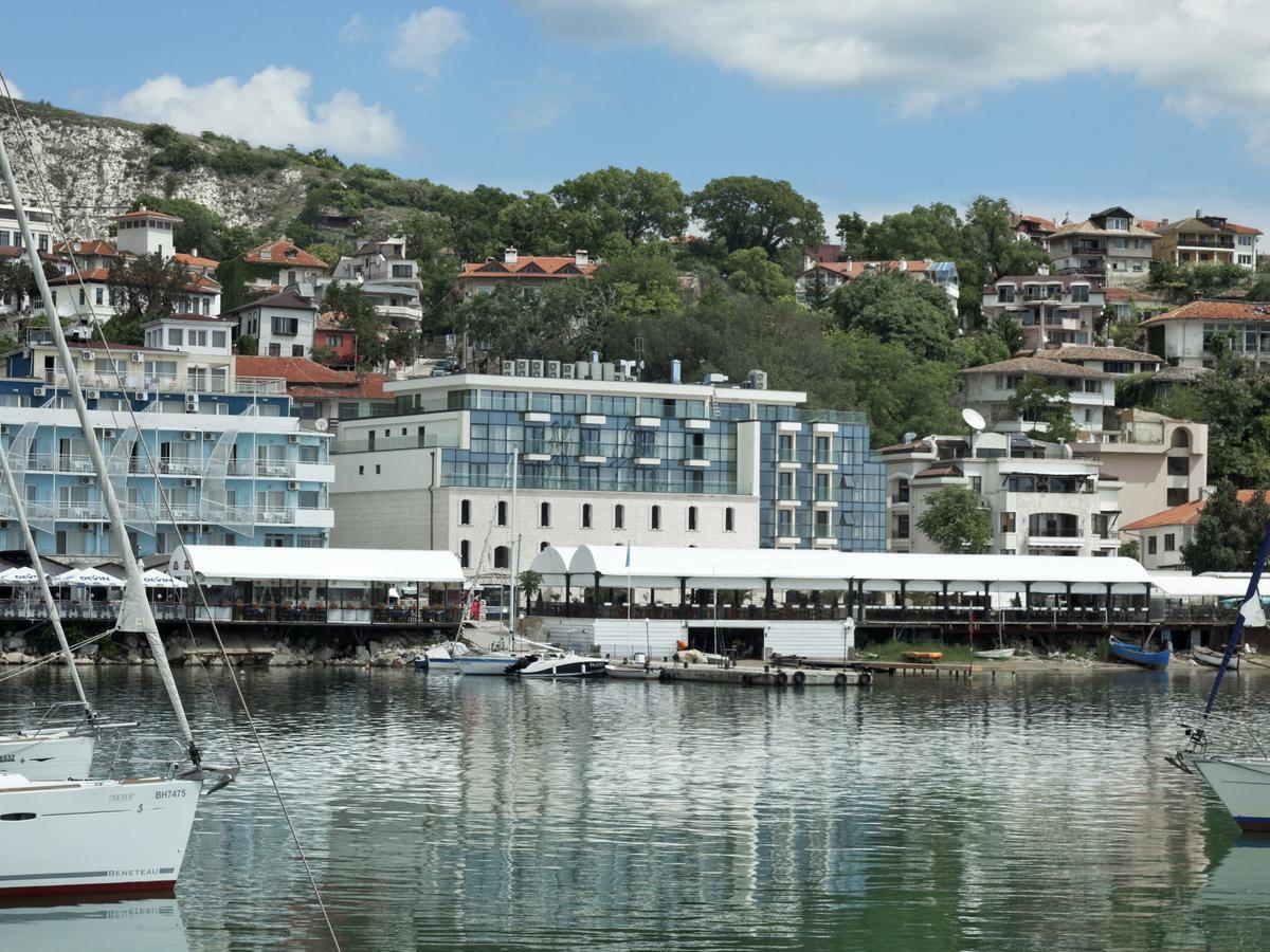 Antik Apartments Balchik Luaran gambar