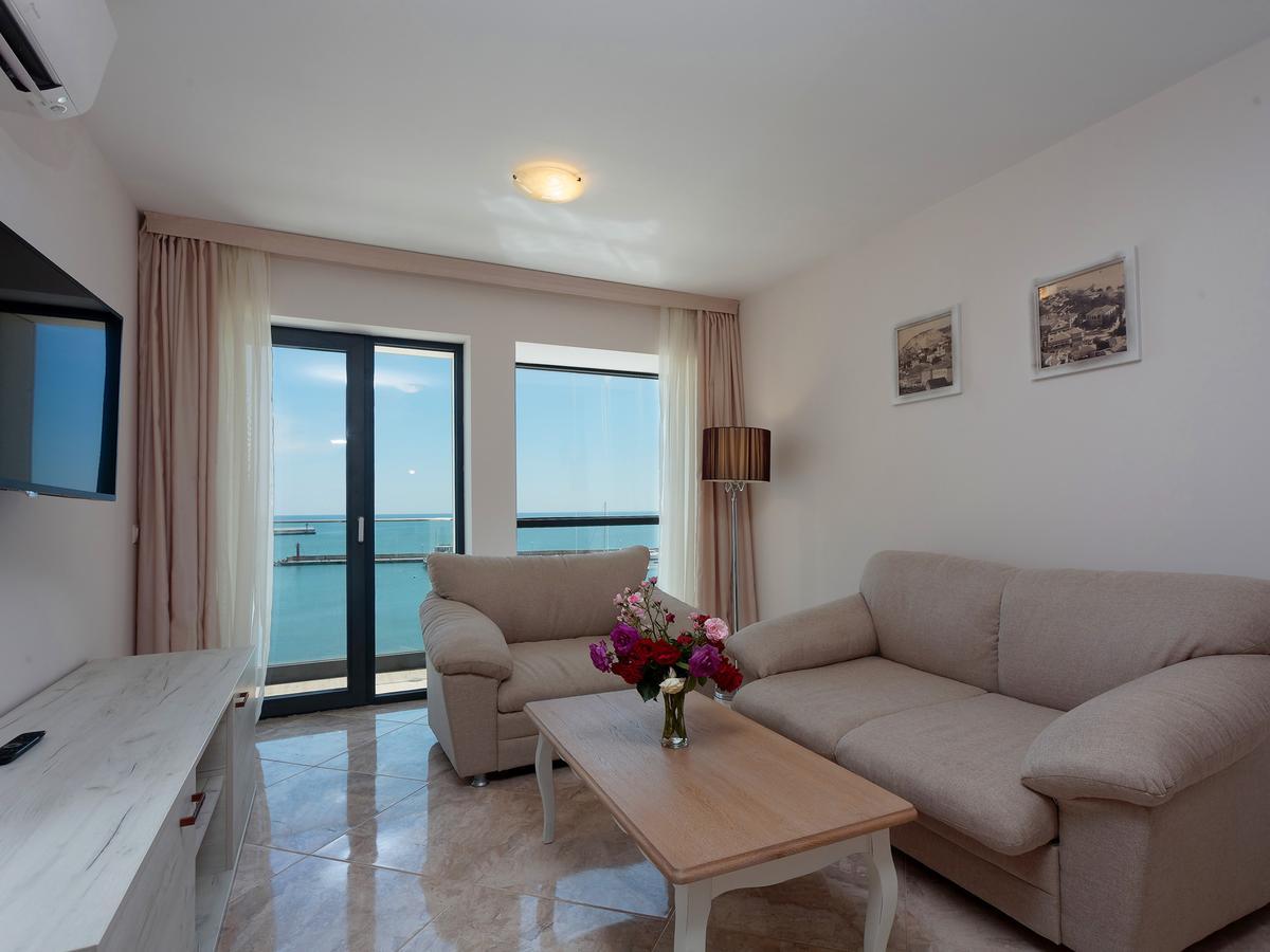 Antik Apartments Balchik Luaran gambar